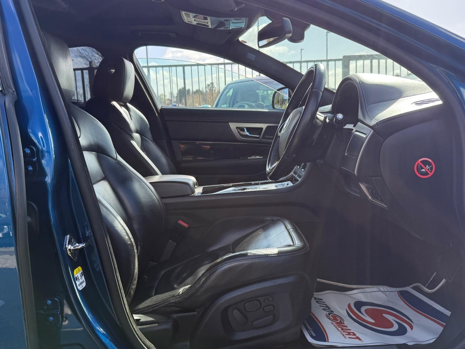 Used Jaguar XF 2012 for sale - 77898480: Photo 19