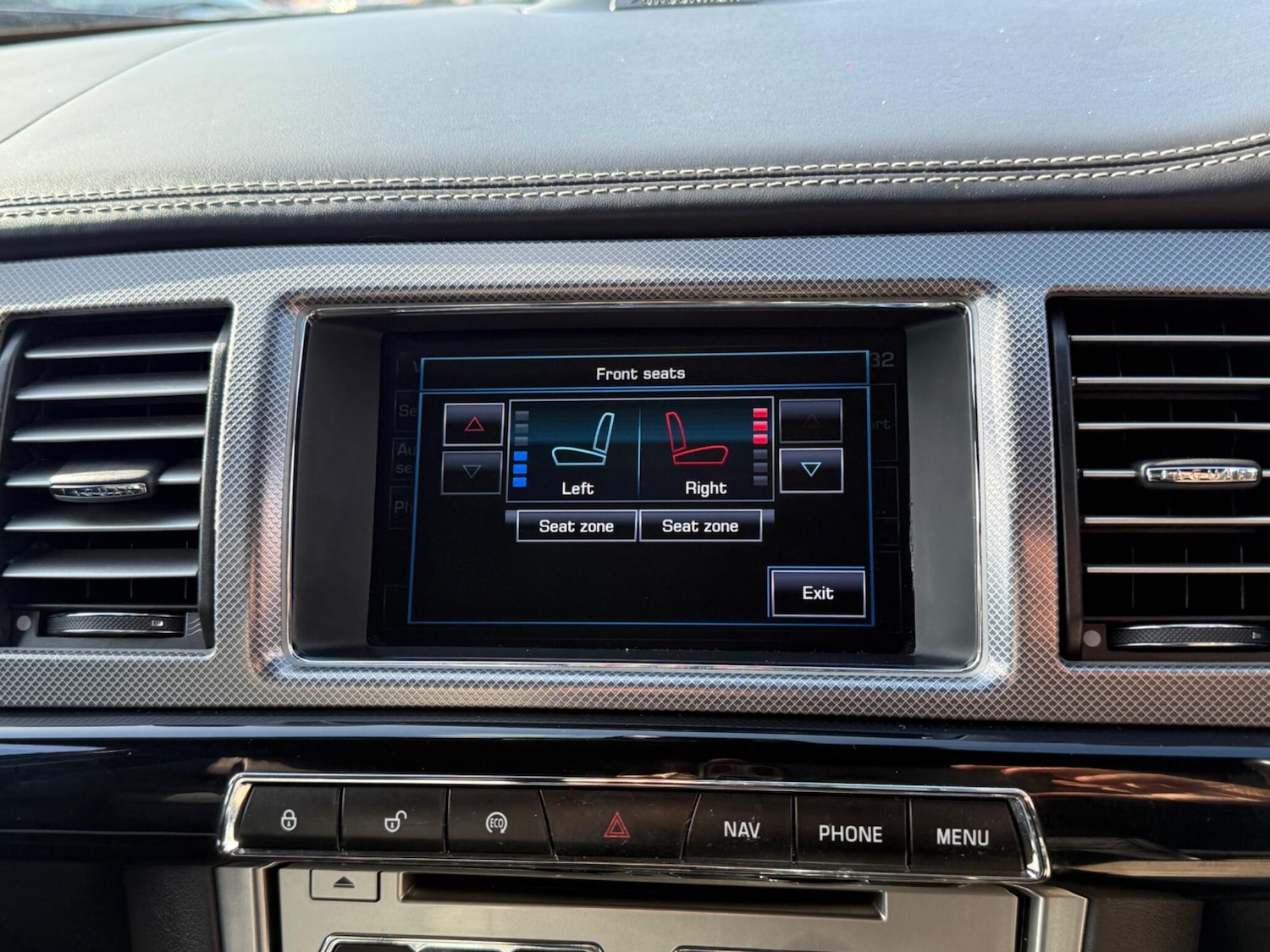 Used Jaguar XF 2012 for sale - 77898480: Photo 24