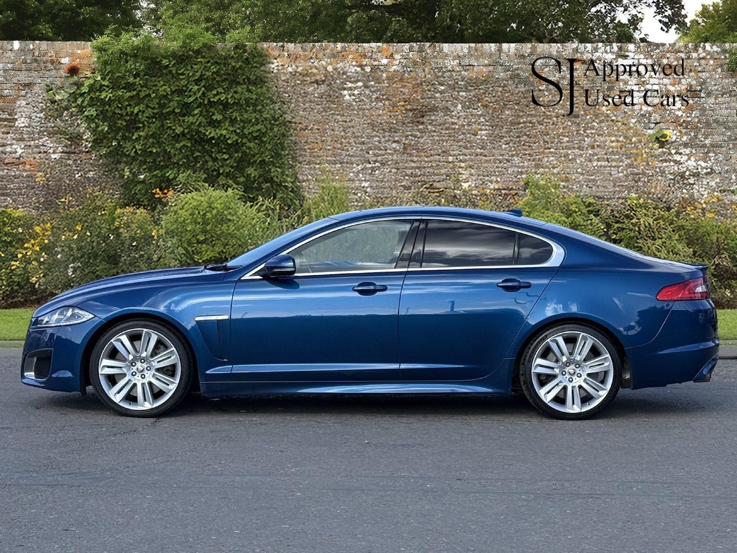 Used Jaguar XF 2012 for sale - 77898480: Photo 7