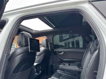 Used Audi Q7 2018 for sale - 74667468: Photo