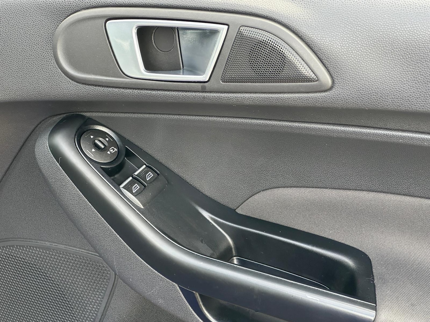 Used Ford Fiesta for sale - 77784389: Photo 24