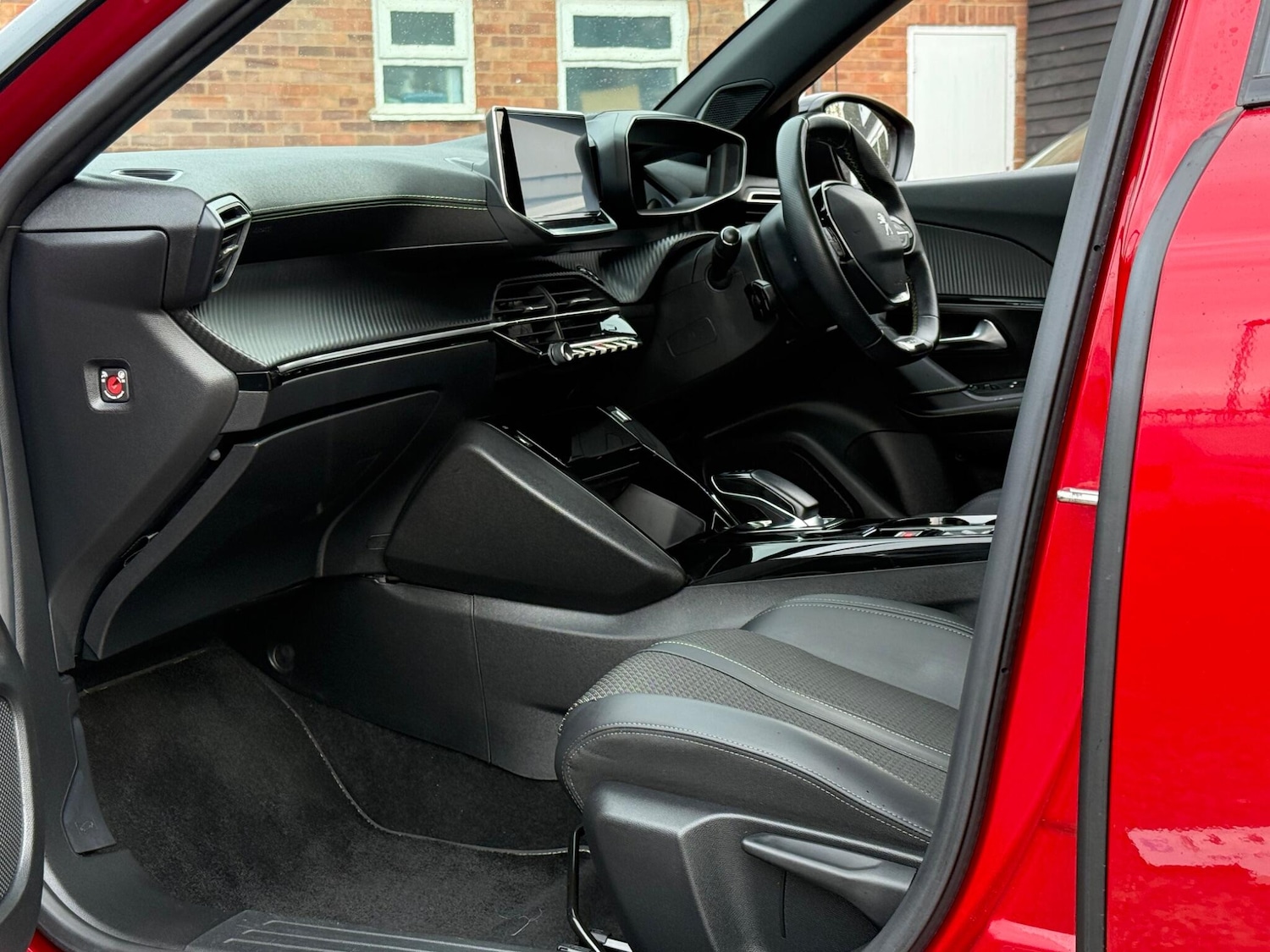 Used Peugeot E-2008 2020 for sale - 76398220: Photo 22