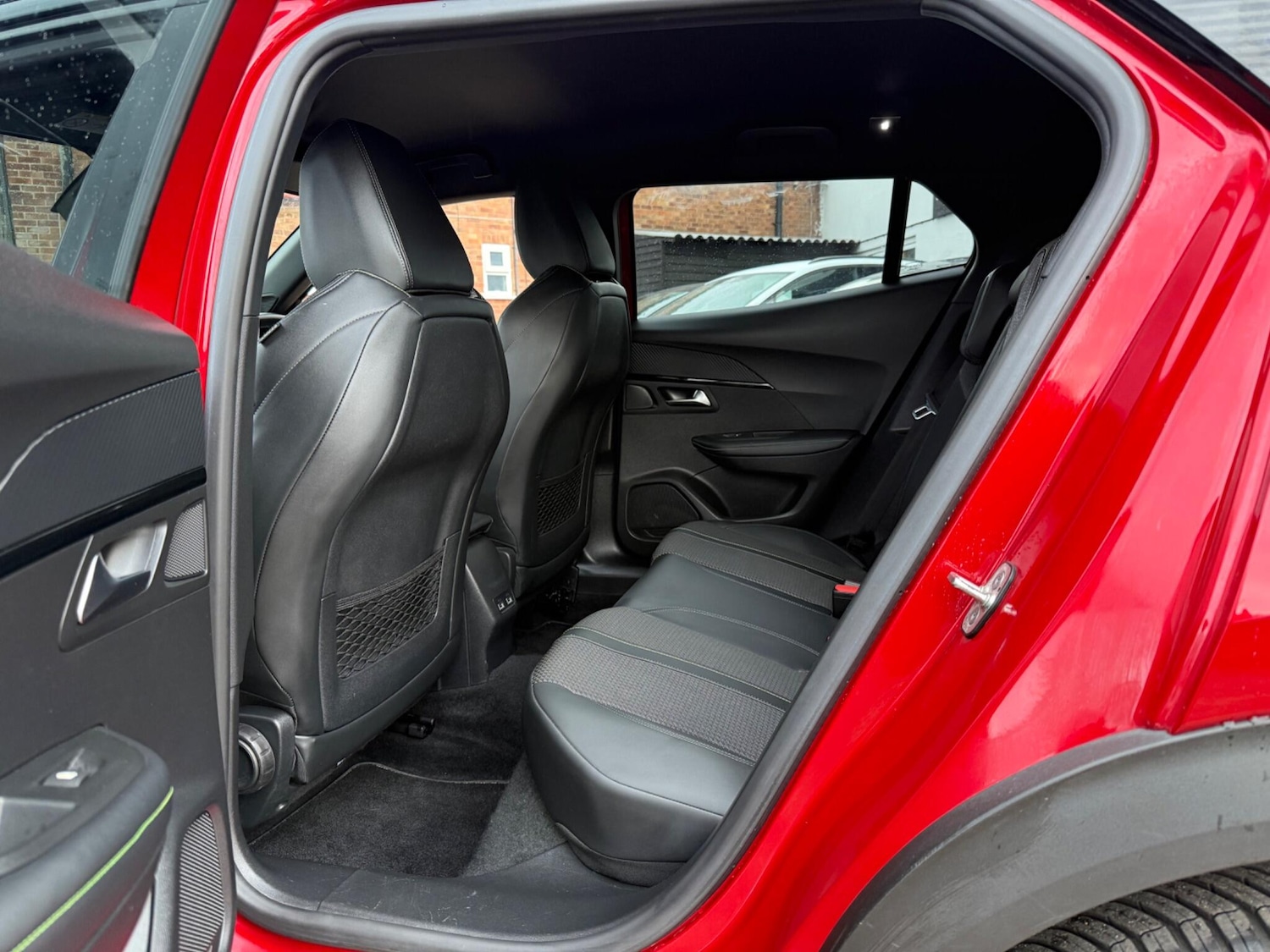 Used Peugeot E-2008 2020 for sale - 76398220: Photo 23