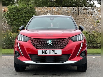 Used Peugeot E-2008 2020 for sale - 76398220: Photo