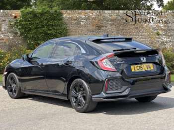 Used Honda Civic 2018 for sale - 74978988: Photo