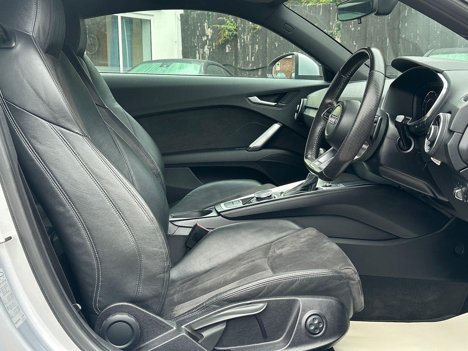 Used Audi TT 2015 for sale - 76269647: Photo 16