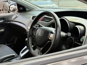Used Honda Civic 2015 for sale - 79441580: Photo