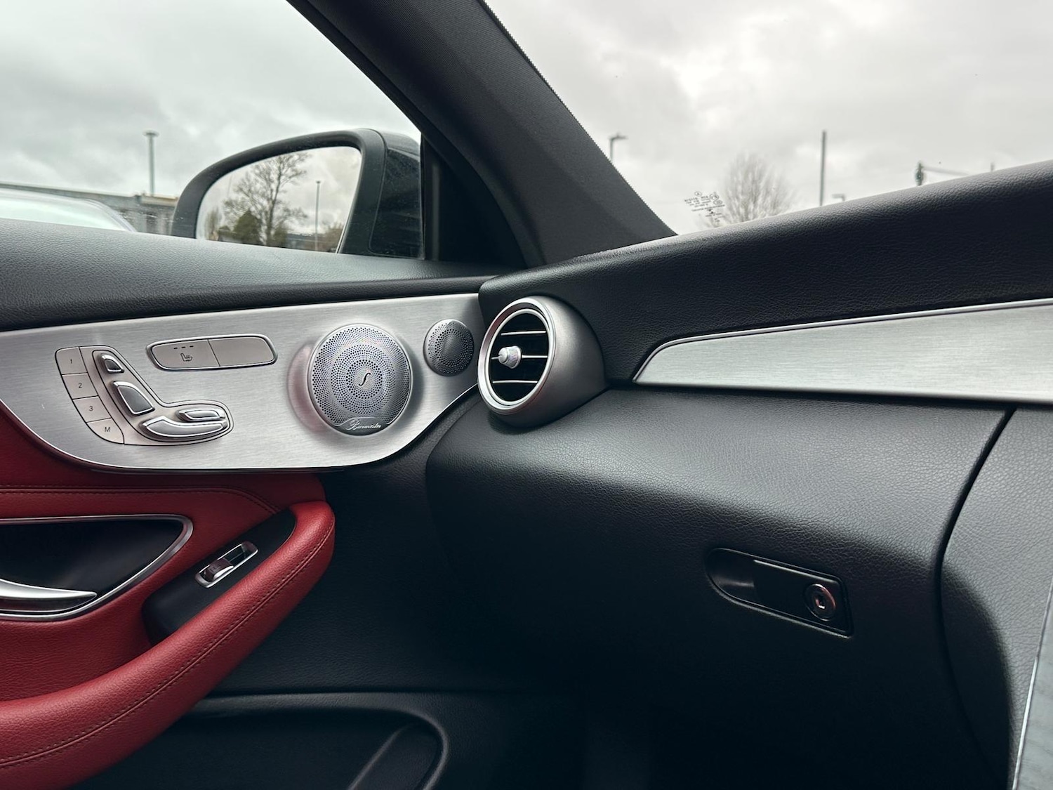 Used Mercedes-Benz C Class 2016 for sale - 77683289: Photo 11