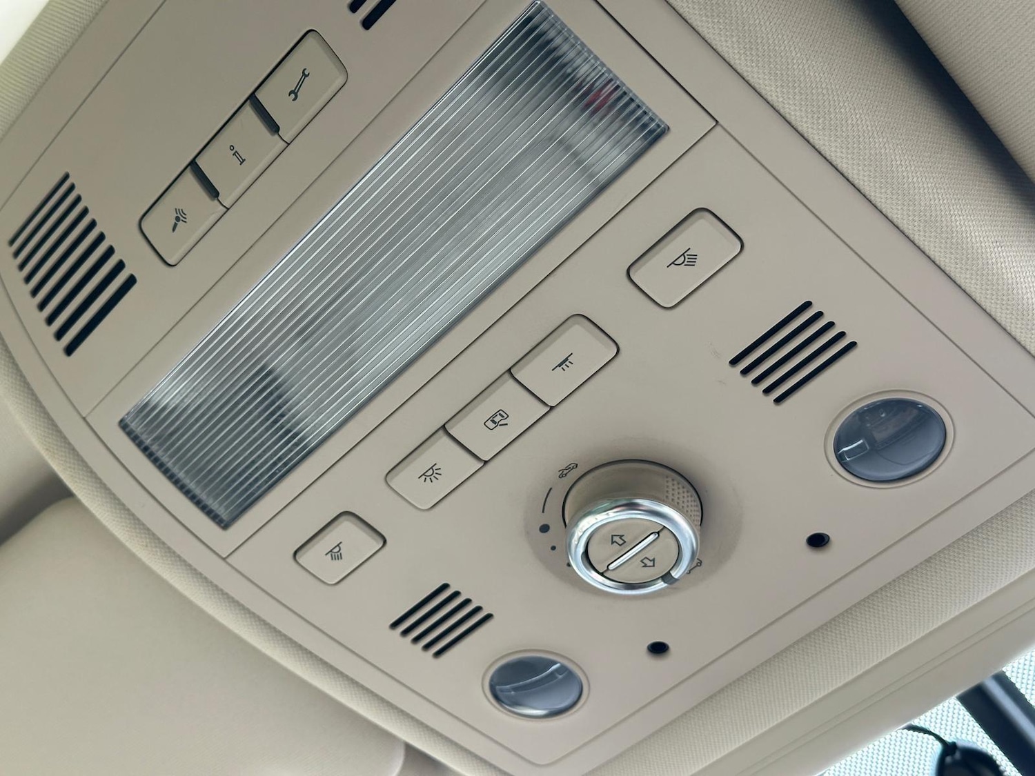 Used Volkswagen Touareg 2016 for sale - 77314954: Photo 37