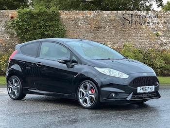 Used Ford Fiesta 2016 for sale - 77163102: Photo