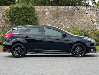 Used Ford Focus 2017 for sale - 79296093: Photo