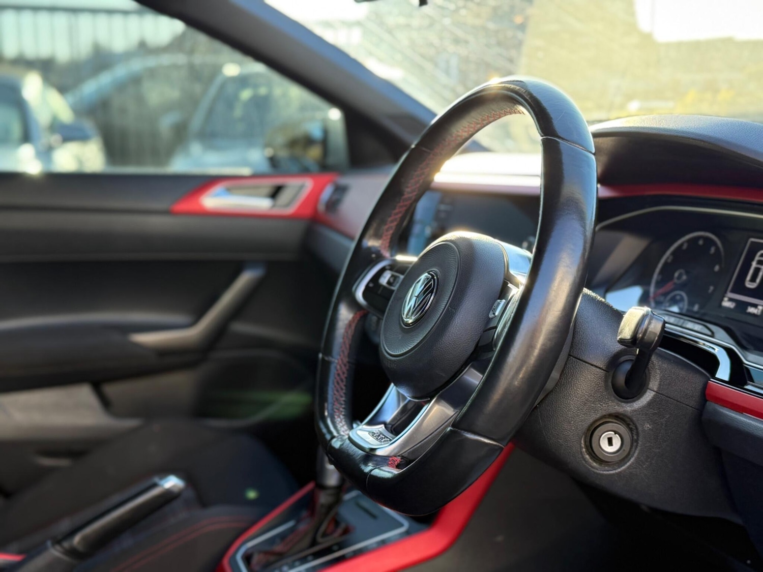 Used Volkswagen Polo for sale - 76701542: Photo 10