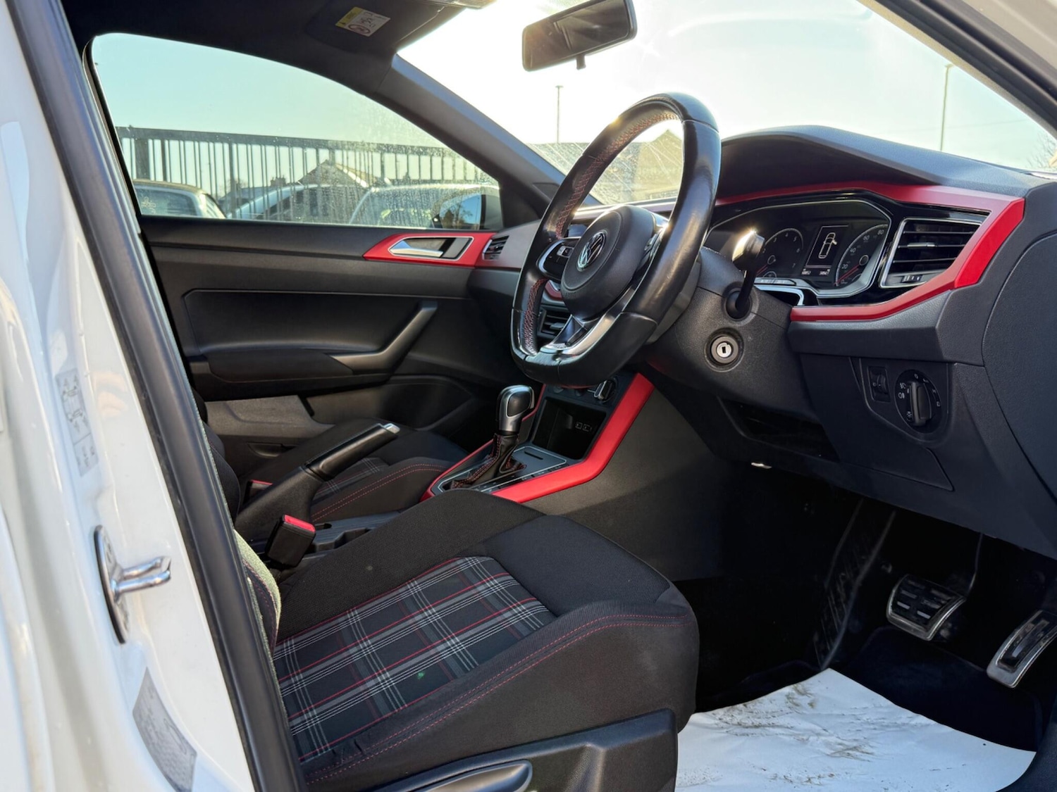 Used Volkswagen Polo for sale - 76701542: Photo 14