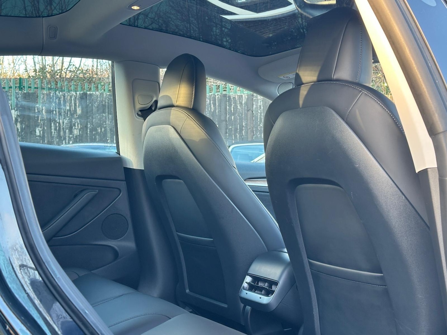 Used Tesla Model 3 2021 for sale - 77510648: Photo 15