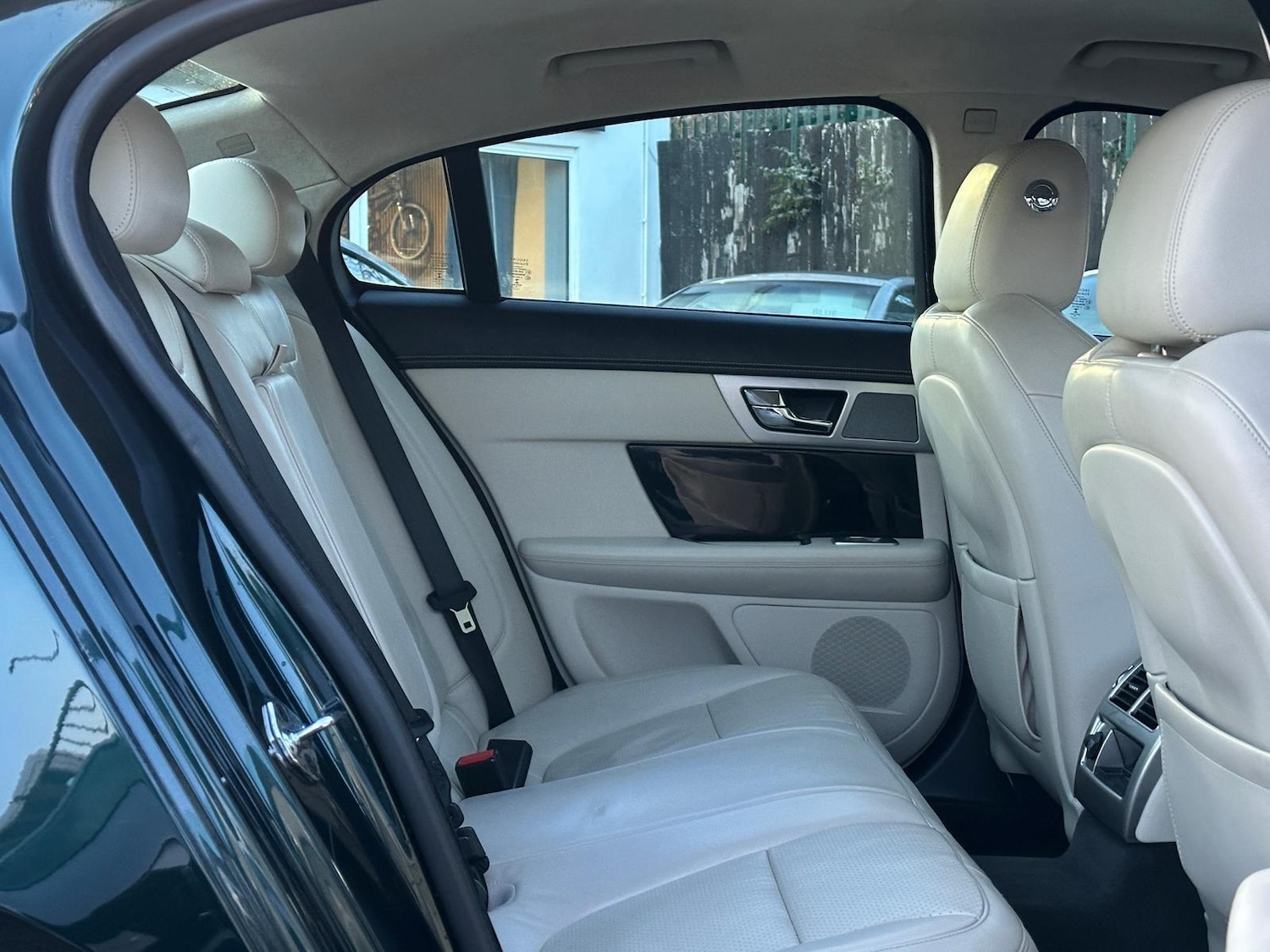 Used Jaguar XF 2013 for sale - 76658484: Photo 21