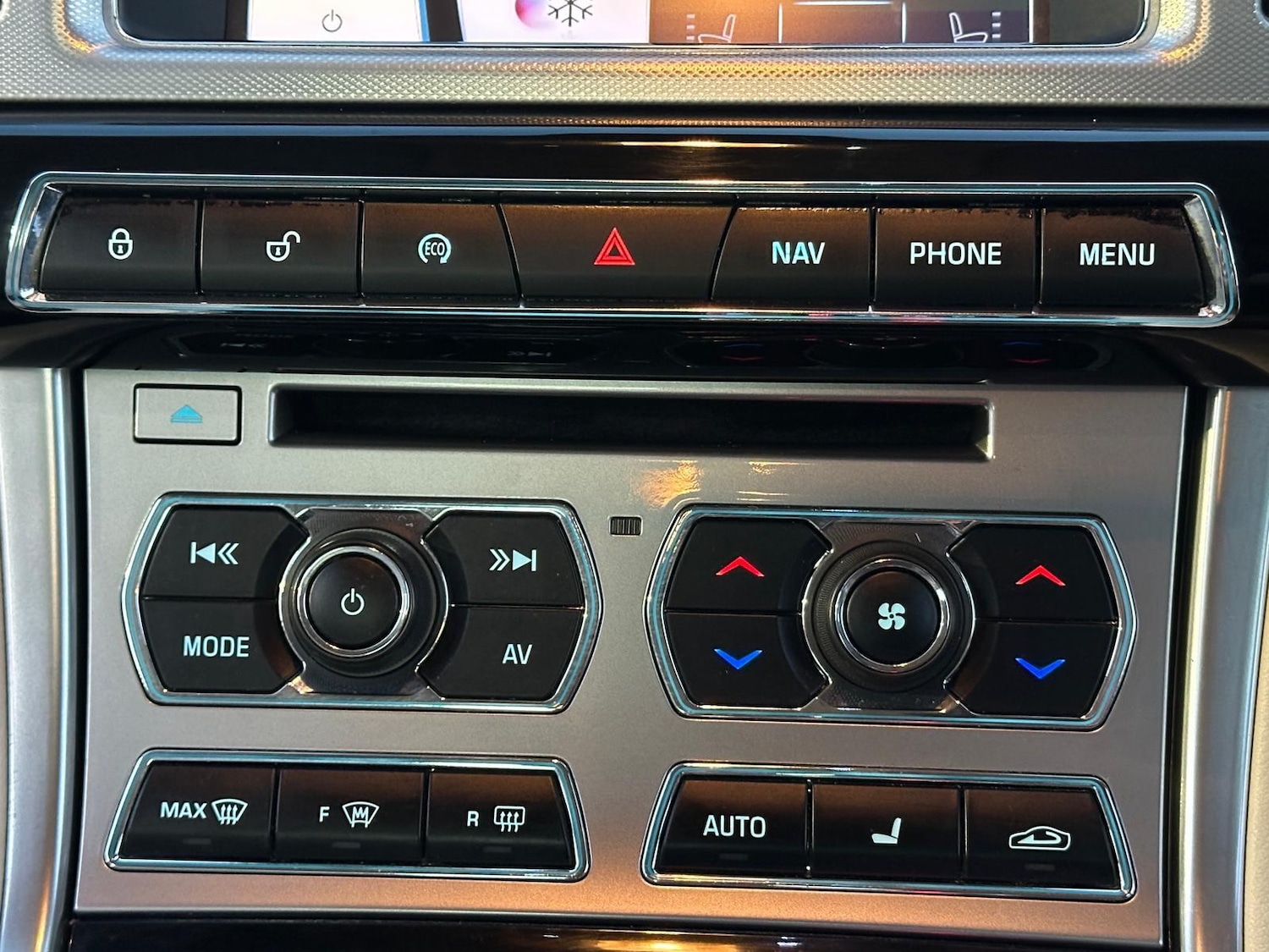 Used Jaguar XF 2013 for sale - 76658484: Photo 23