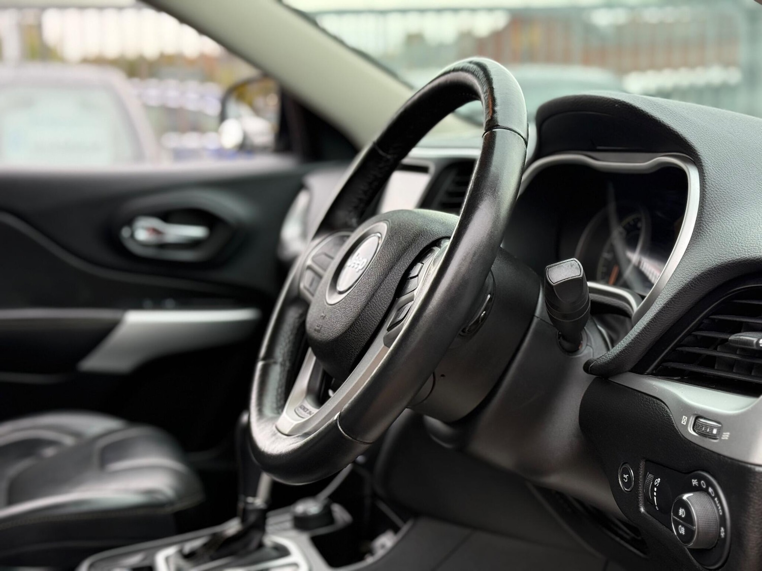 Used Jeep Cherokee 2018 for sale - 76398485: Photo 16