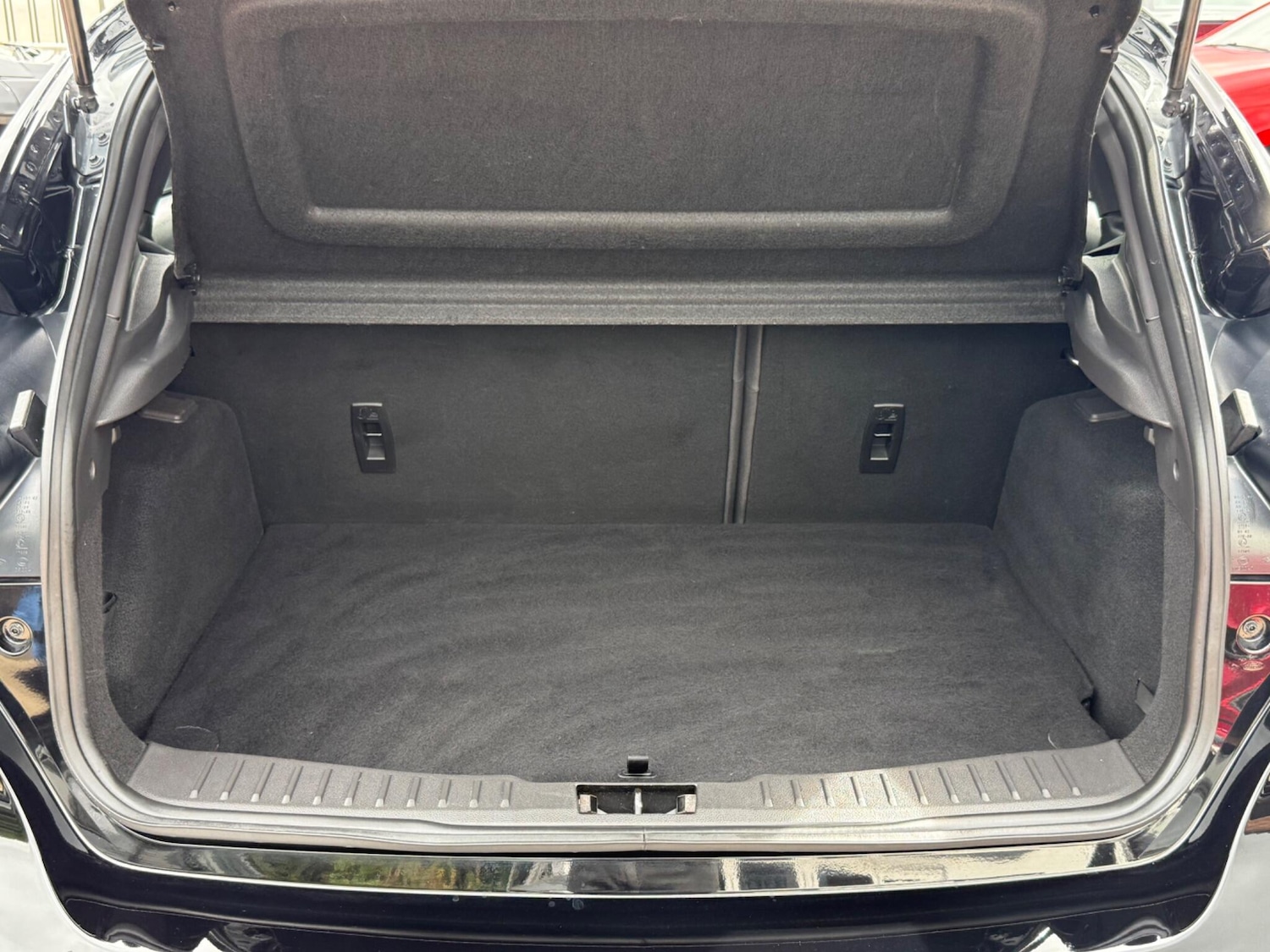 Vehicle 33