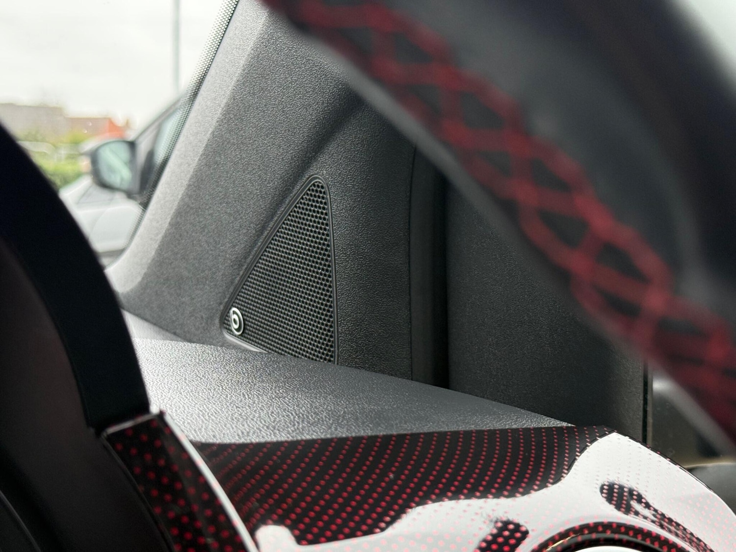 Used Volkswagen up! 2019 for sale - 77597983: Photo 12