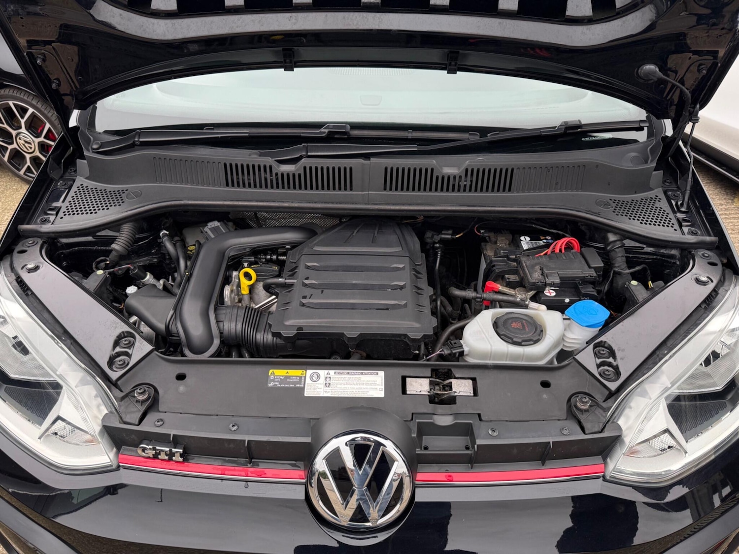 Used Volkswagen up! 2019 for sale - 77597983: Photo 20