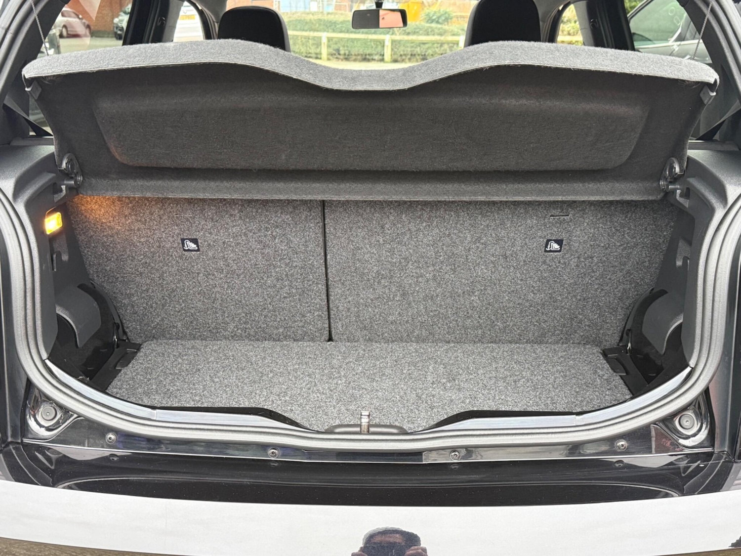 Used Volkswagen up! 2019 for sale - 77597983: Photo 21