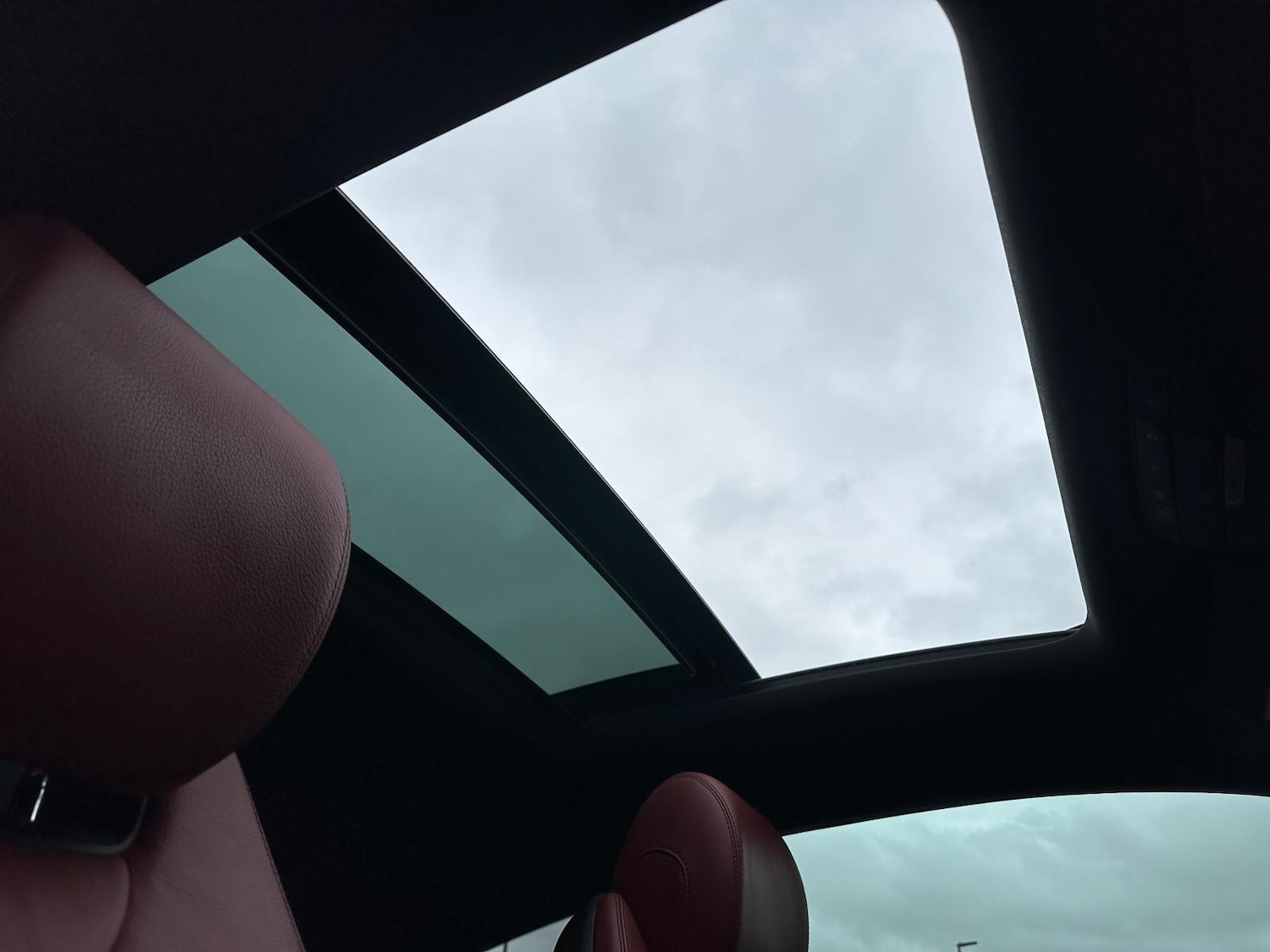 Used Mercedes-Benz C Class 2016 for sale - 78034123: Photo 3