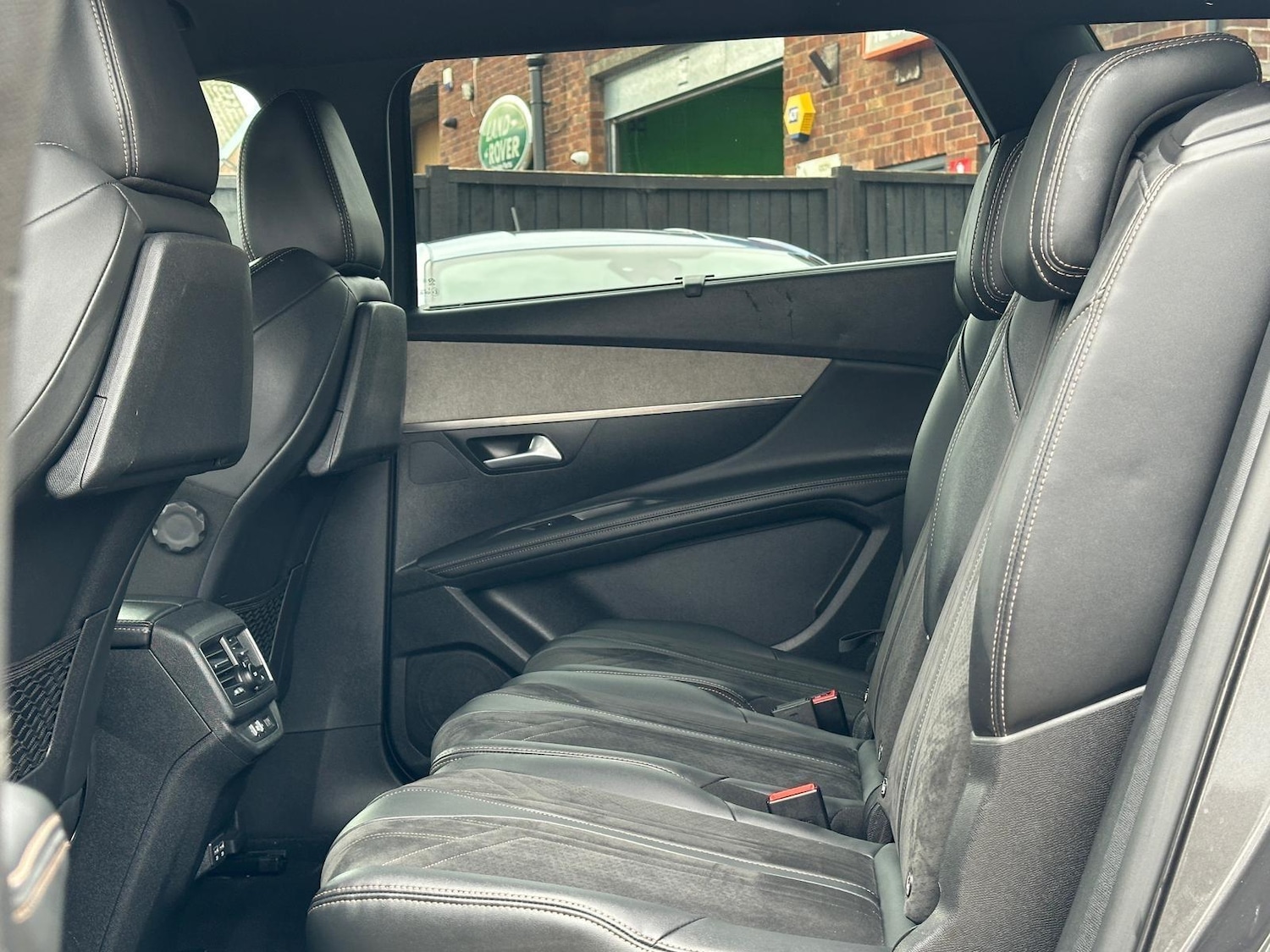 Used Peugeot 5008 for sale - 76658434: Photo 15