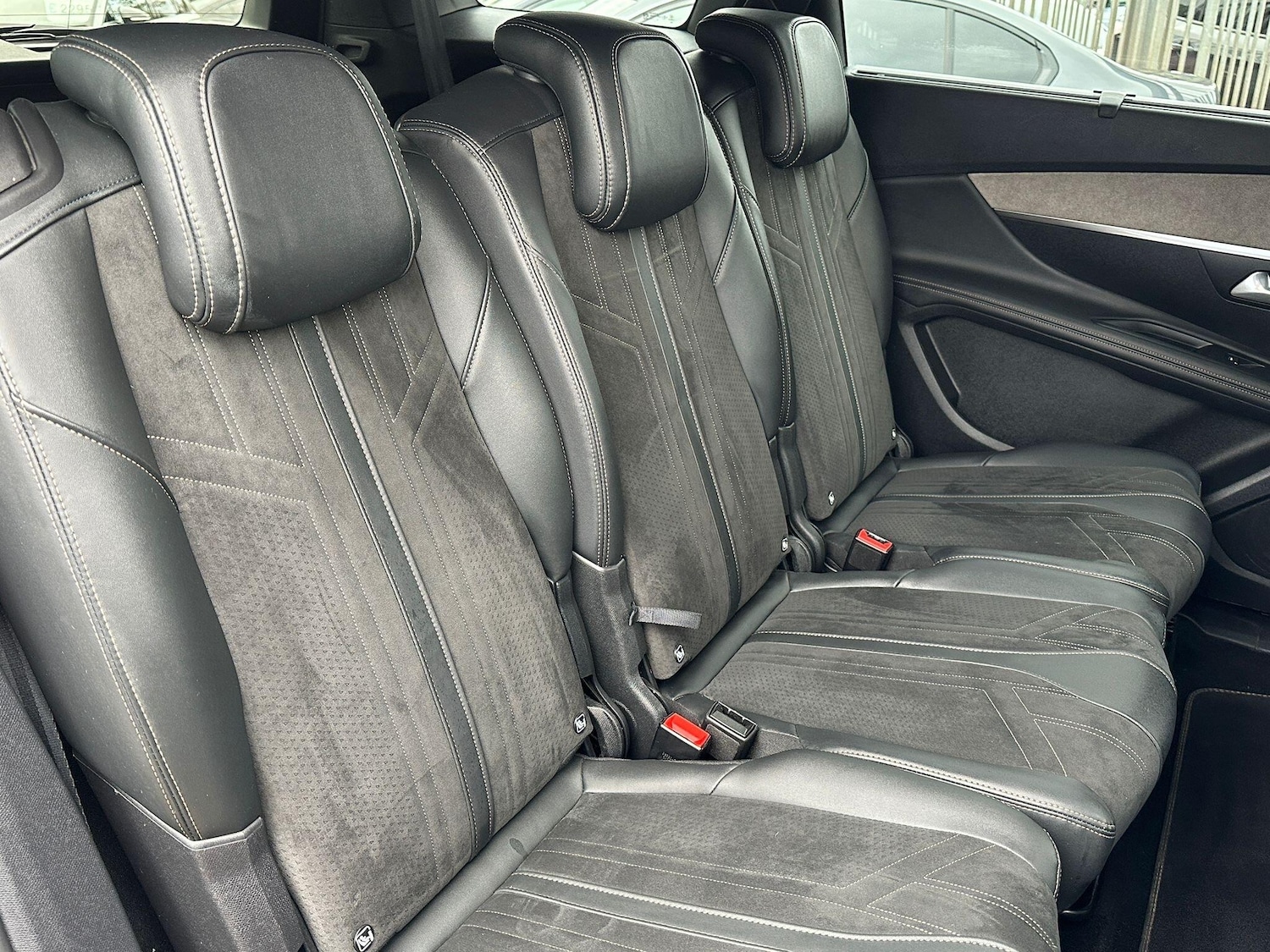 Used Peugeot 5008 for sale - 76658434: Photo 16