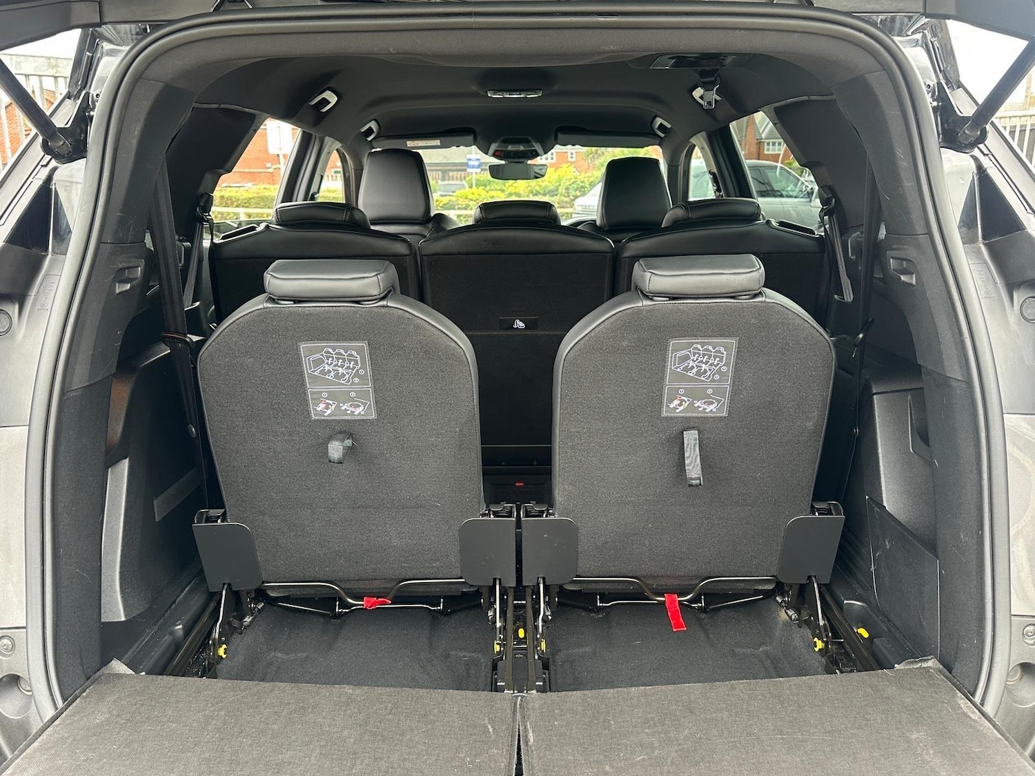 Used Peugeot 5008 for sale - 76658434: Photo 25