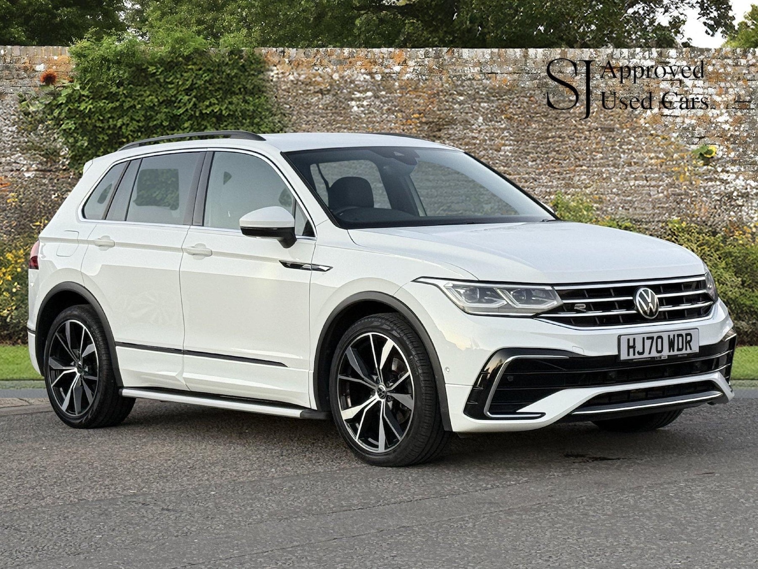 Used Volkswagen Tiguan 2020 for sale - 76657145: Photo 1