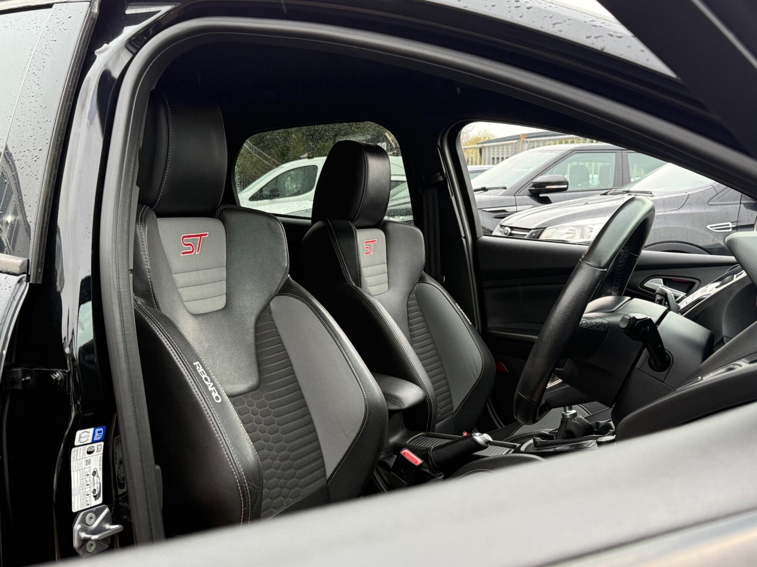 Used Ford Focus 2015 for sale - 78085731: Photo 2