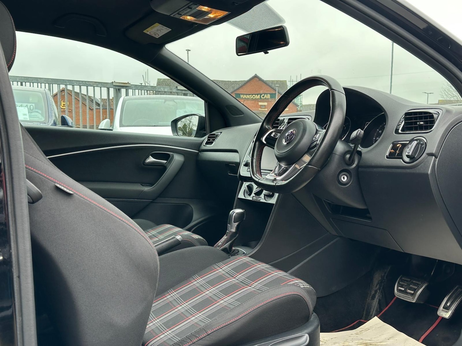 Used Volkswagen Polo for sale - 77611496: Photo 2