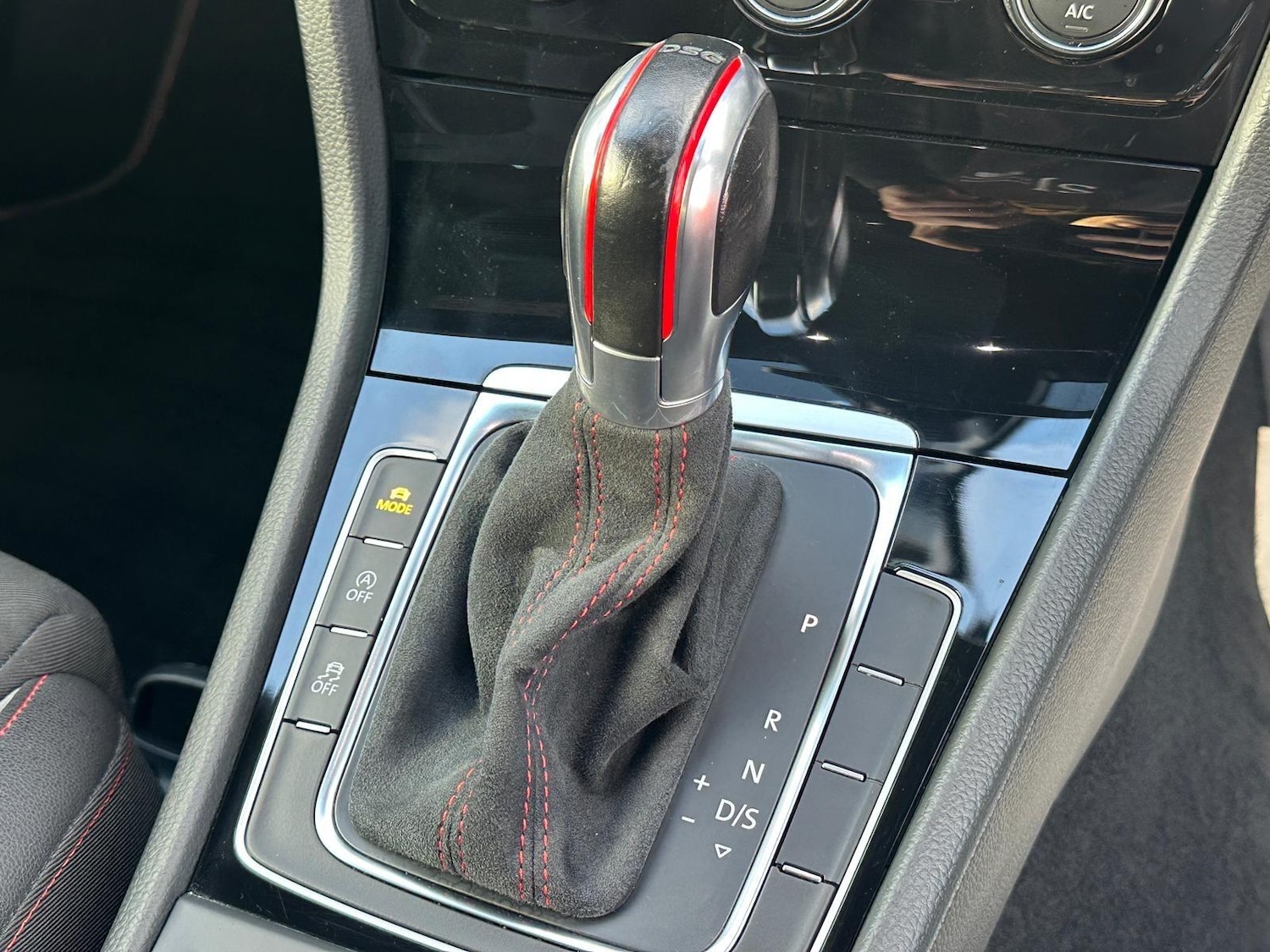 Used Volkswagen Golf 2017 for sale - 77230117: Photo 14