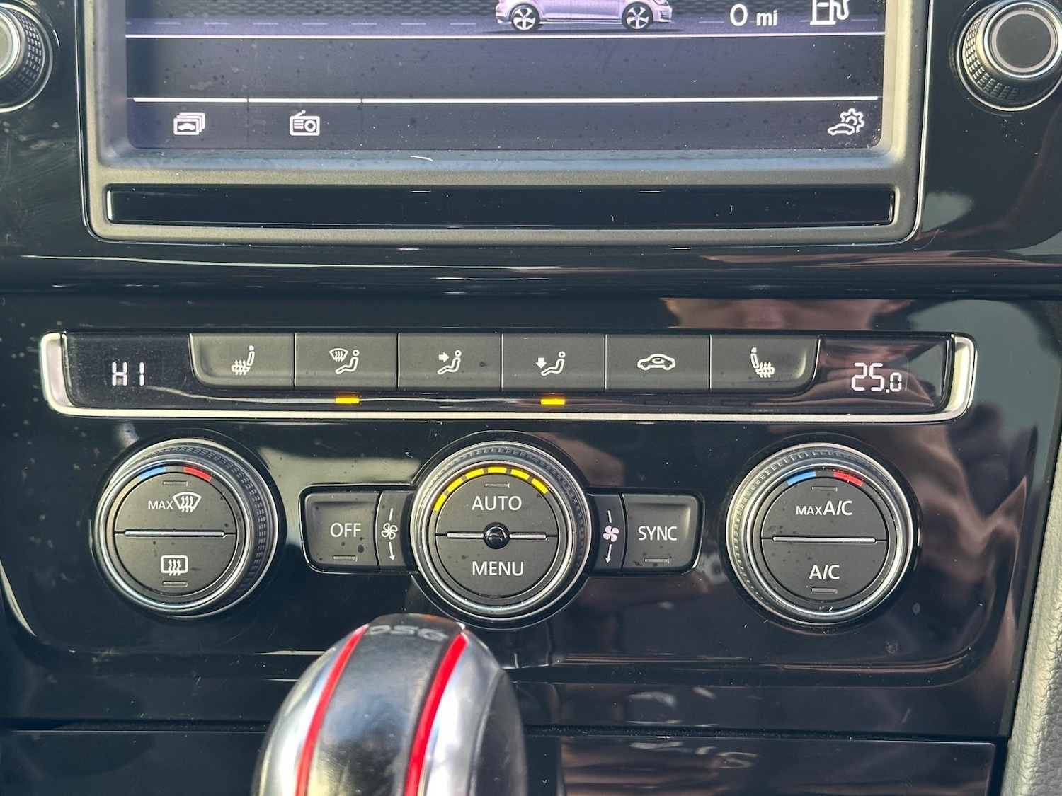 Used Volkswagen Golf 2017 for sale - 77230117: Photo 25