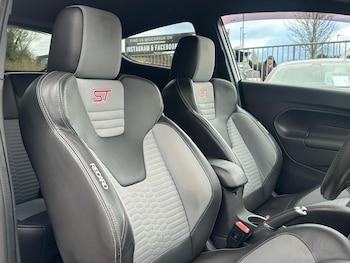 Used Ford Fiesta 2016 for sale - 77525164: Photo