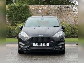 Used Ford Fiesta 2016 for sale - 77525164: Photo