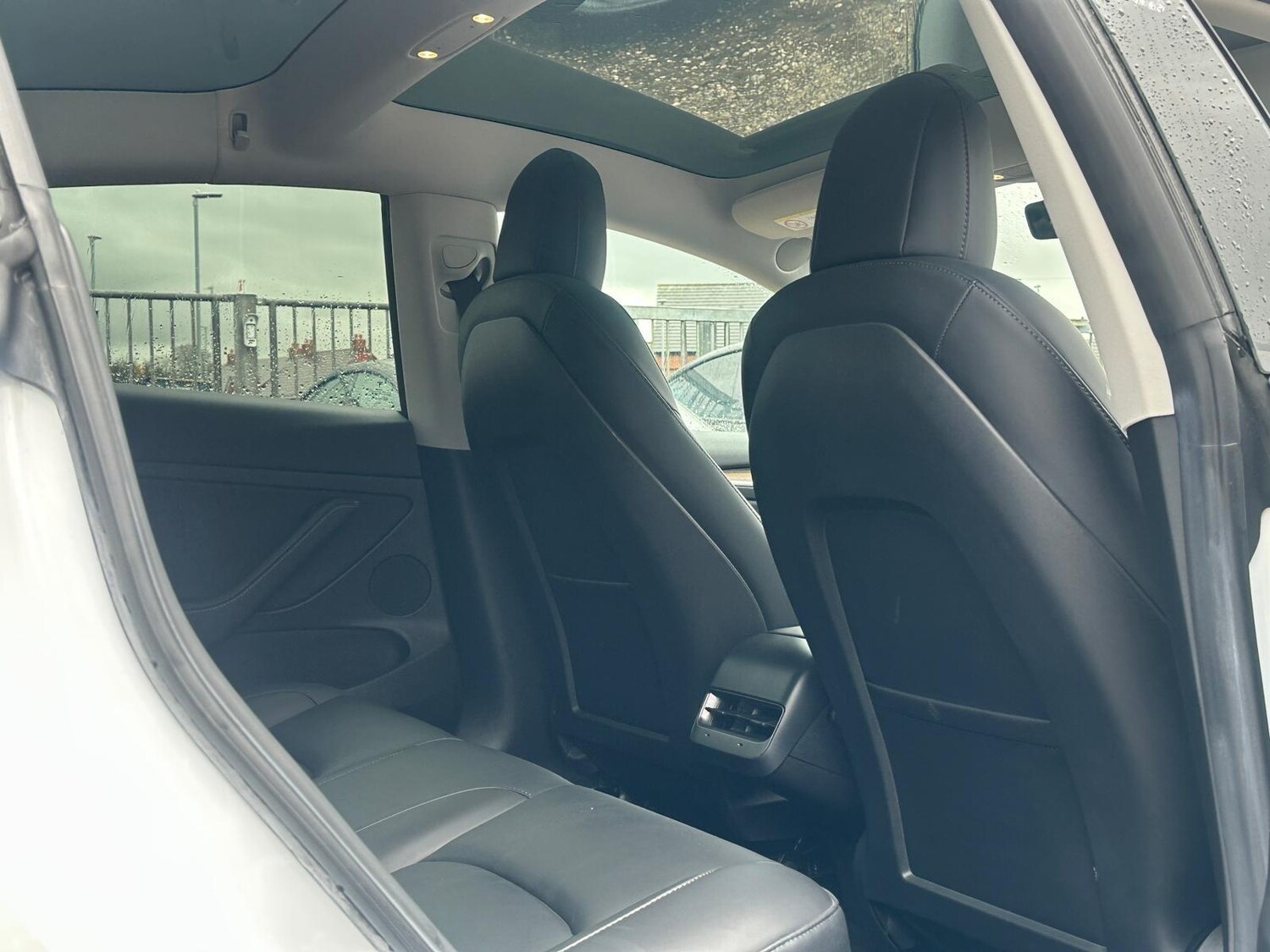 Used Tesla Model 3 2021 for sale - 77345321: Photo 21