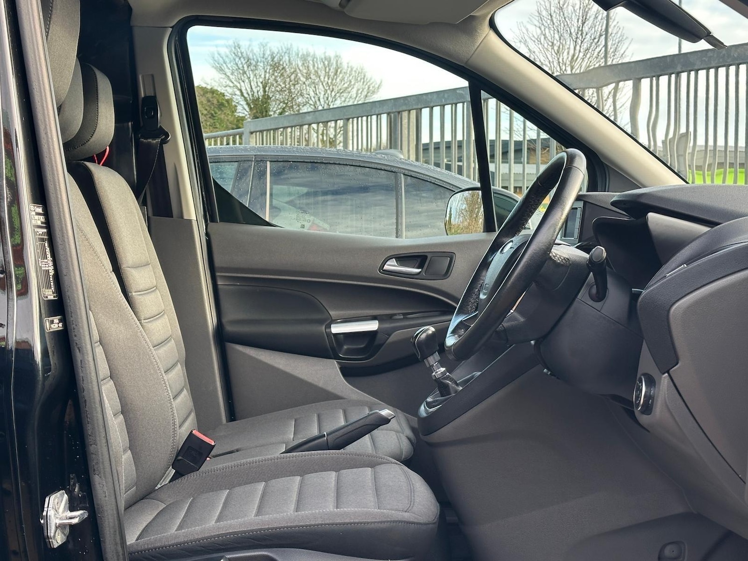 Used Ford Transit Connect 2020 for sale - 76824248: Photo 14