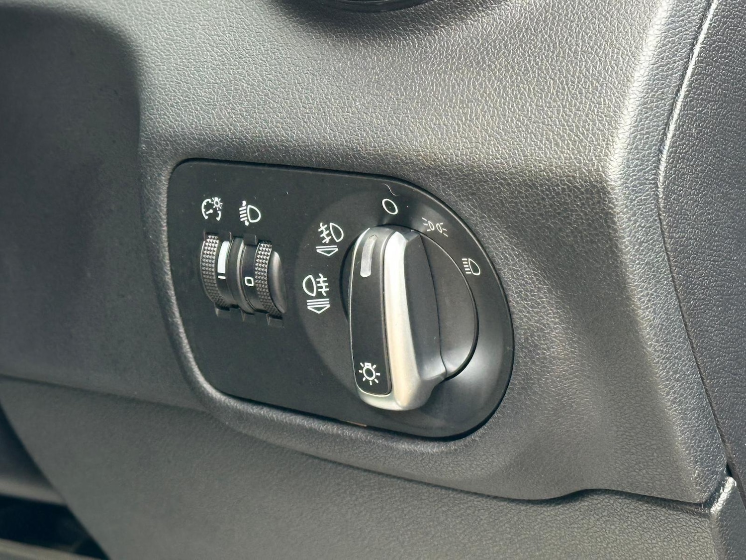 Used Audi A1 2017 for sale - 76701327: Photo 24