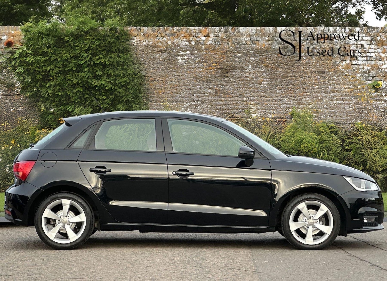 Used Audi A1 2017 for sale - 76701327: Photo 9