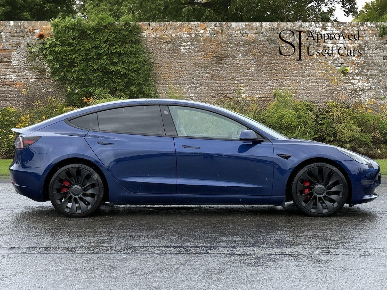 Used Tesla Model 3 2021 for sale - 76633143: Photo 10