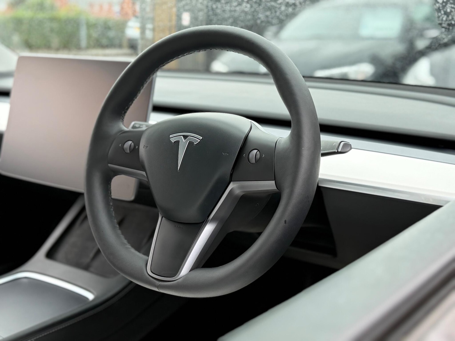 Used Tesla Model 3 2021 for sale - 76633143: Photo 4
