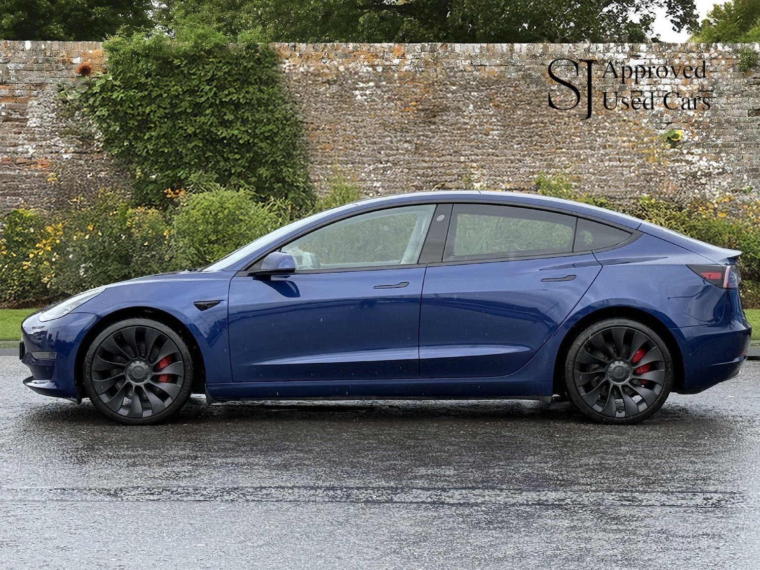 Used Tesla Model 3 2021 for sale - 76633143: Photo 8