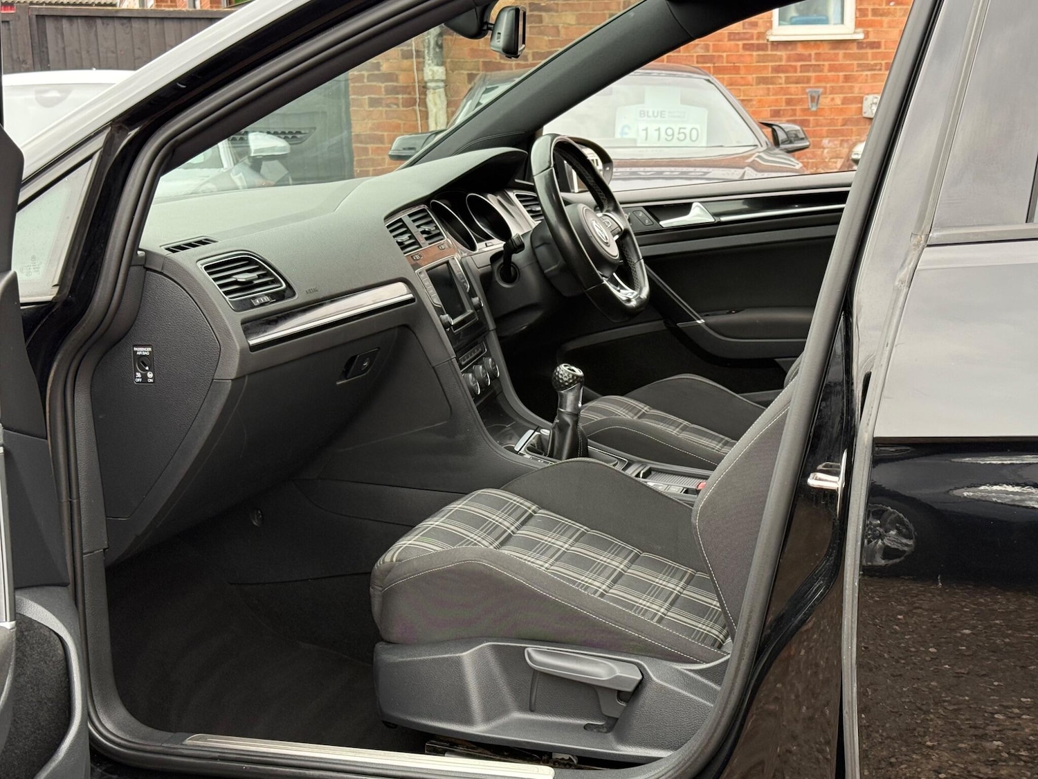 Used Volkswagen Golf 2015 for sale - 76512420: Photo 22