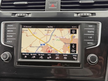 Used Volkswagen Golf 2015 for sale - 76512420: Photo