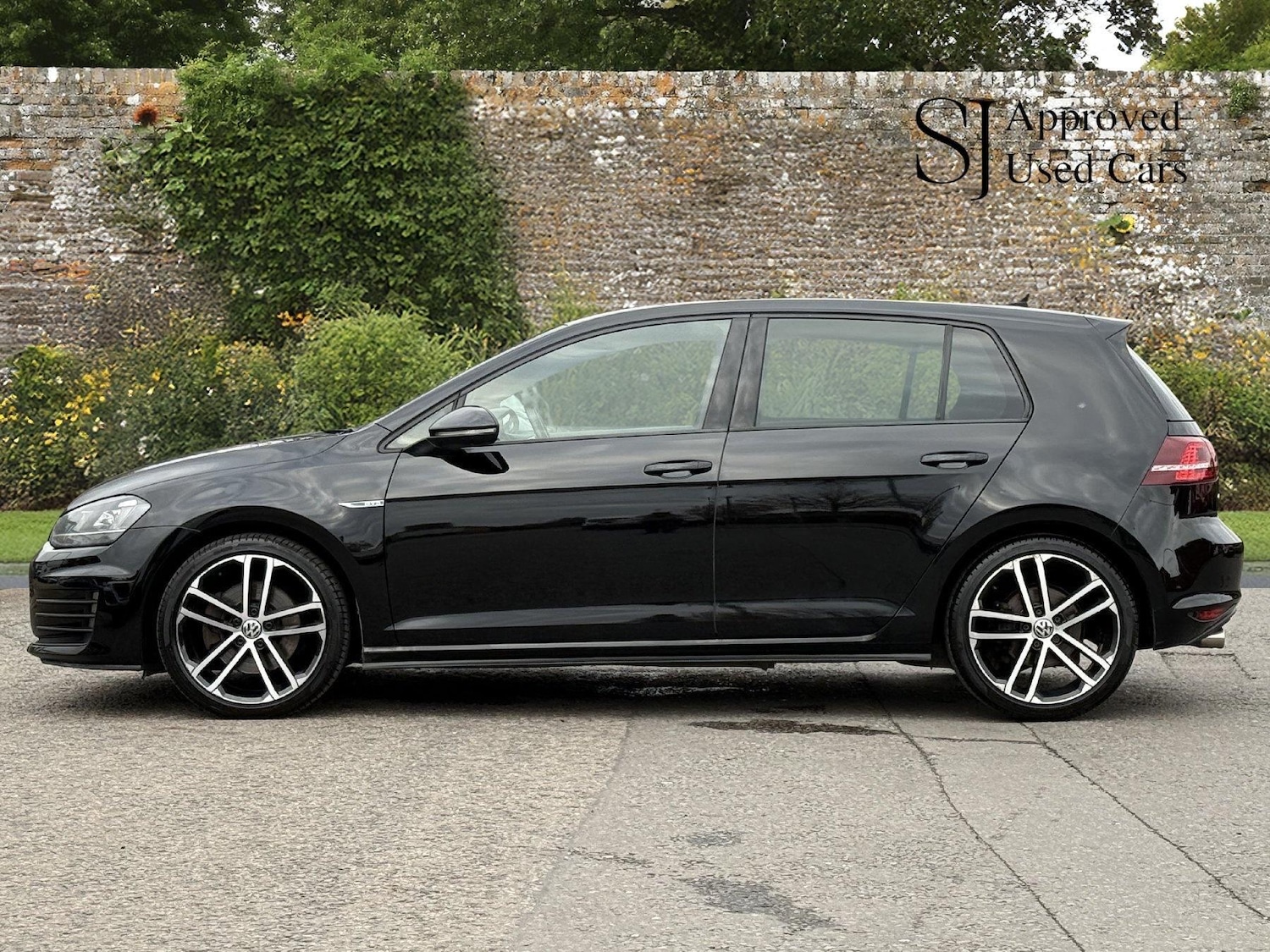 Used Volkswagen Golf 2015 for sale - 76512420: Photo 8
