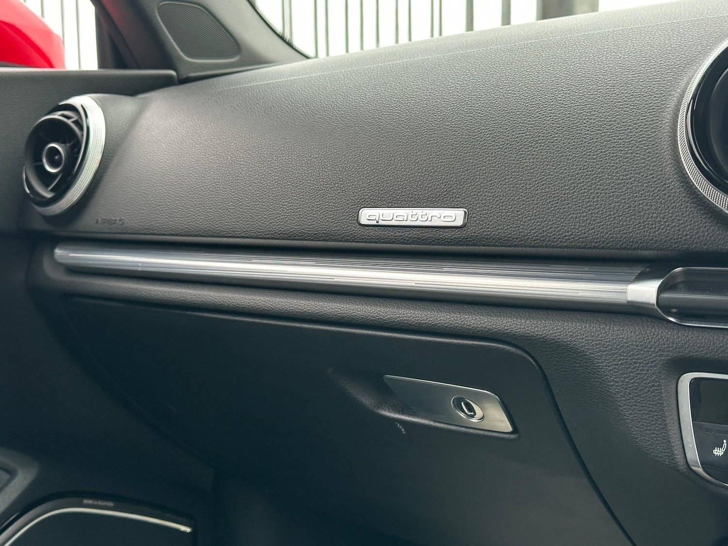 Used Audi A3 Cabriolet 2015 for sale - 76633726: Photo 21