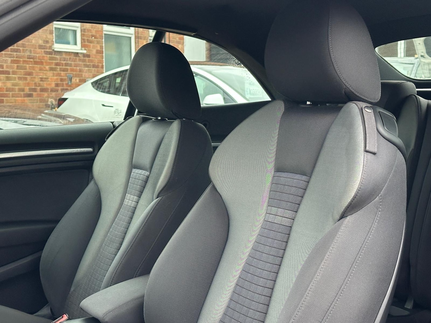 Used Audi A3 Cabriolet 2015 for sale - 76633726: Photo 28