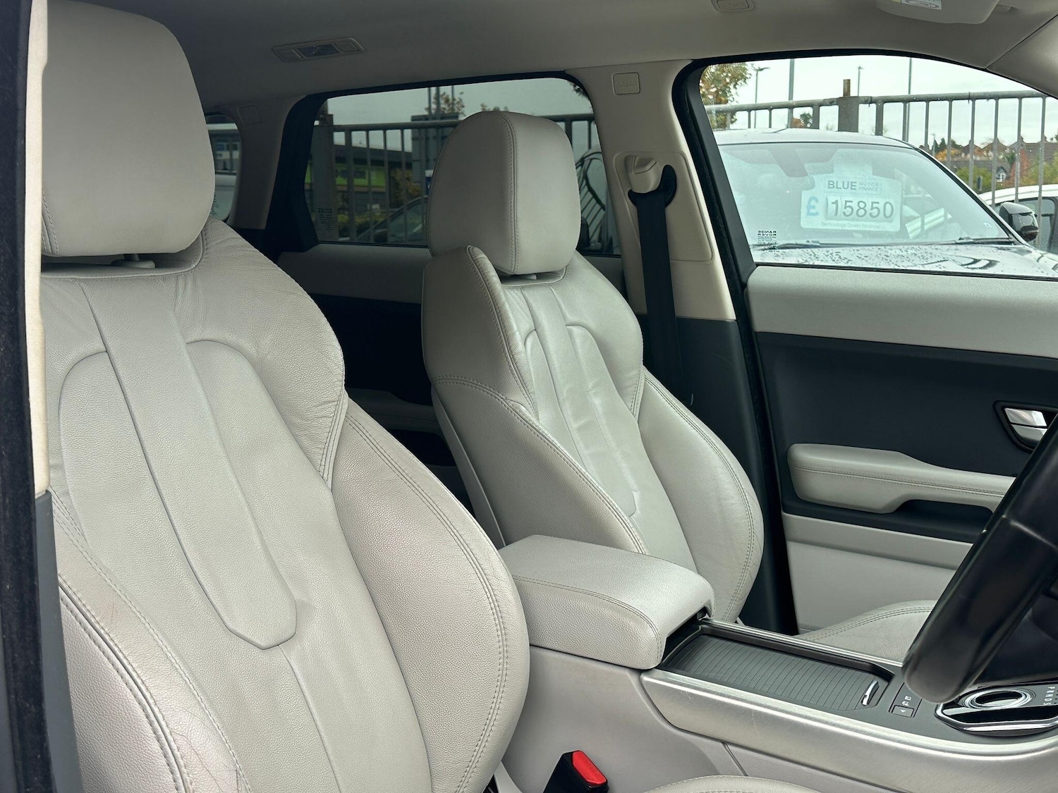 Used Land Rover Range Rover Evoque 2015 for sale - 76398462: Photo 2