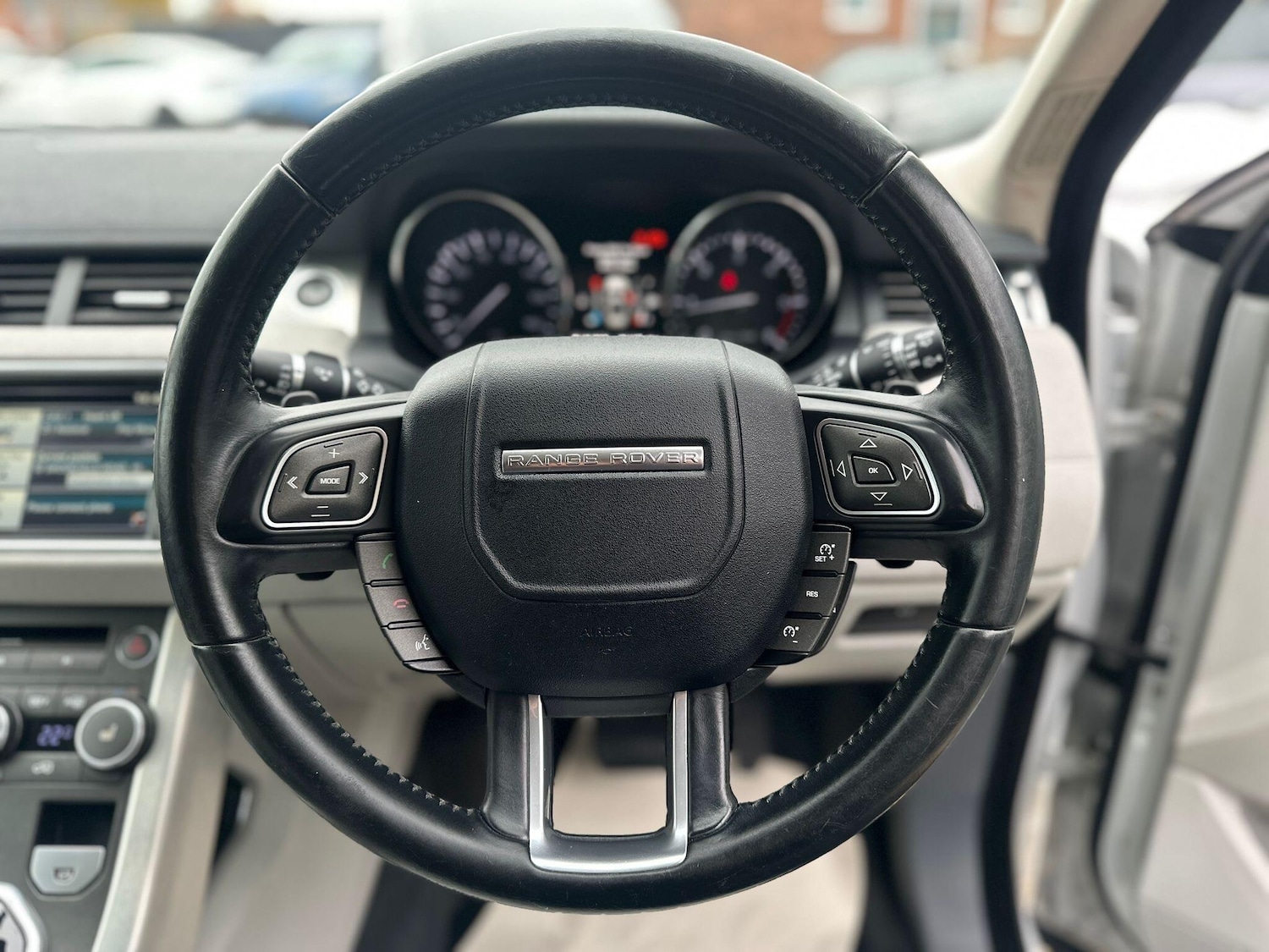 Used Land Rover Range Rover Evoque 2015 for sale - 76398462: Photo 29